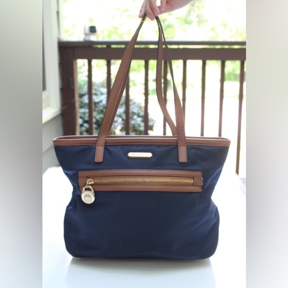 Michael Kors tote bag - Picture 15 of 15